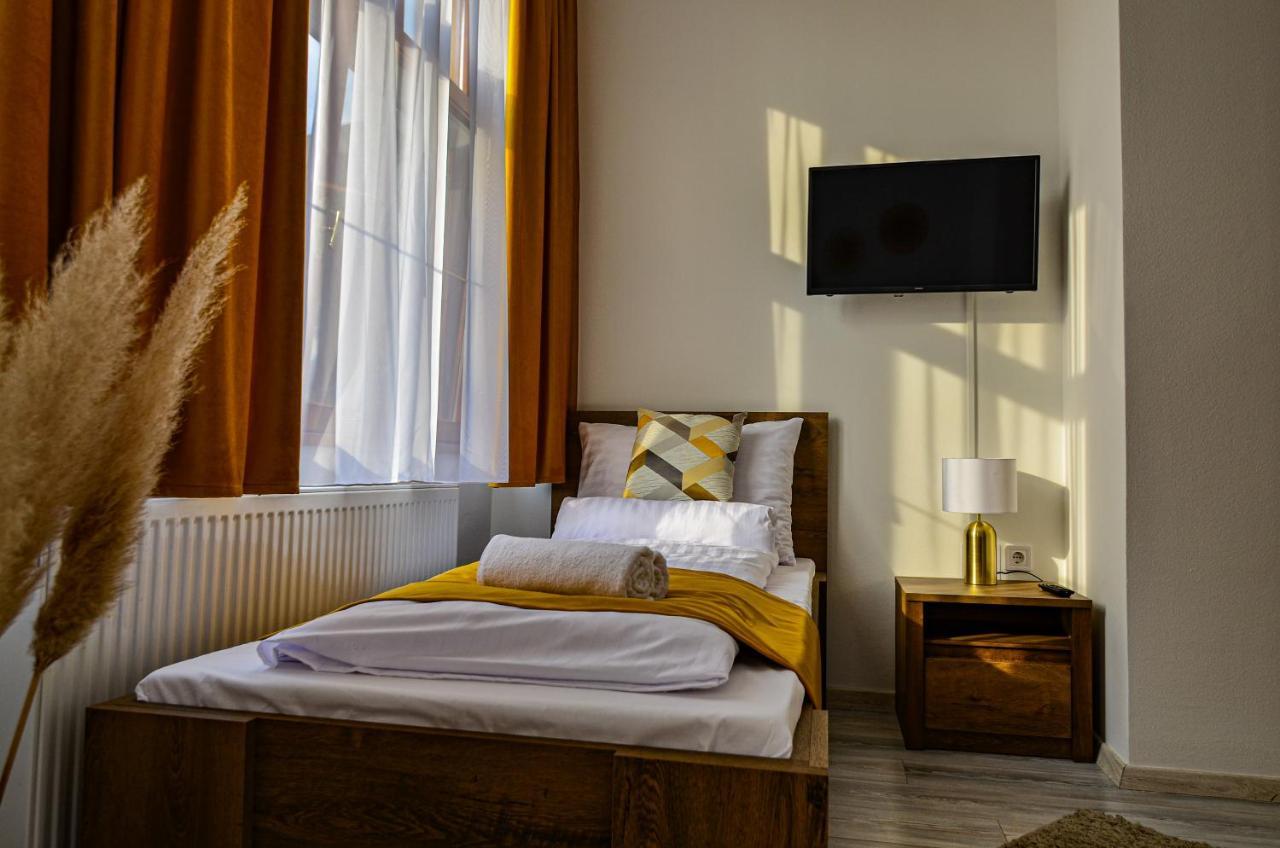 Apartamento Kossuth Vendeghaz Tolna Exterior foto